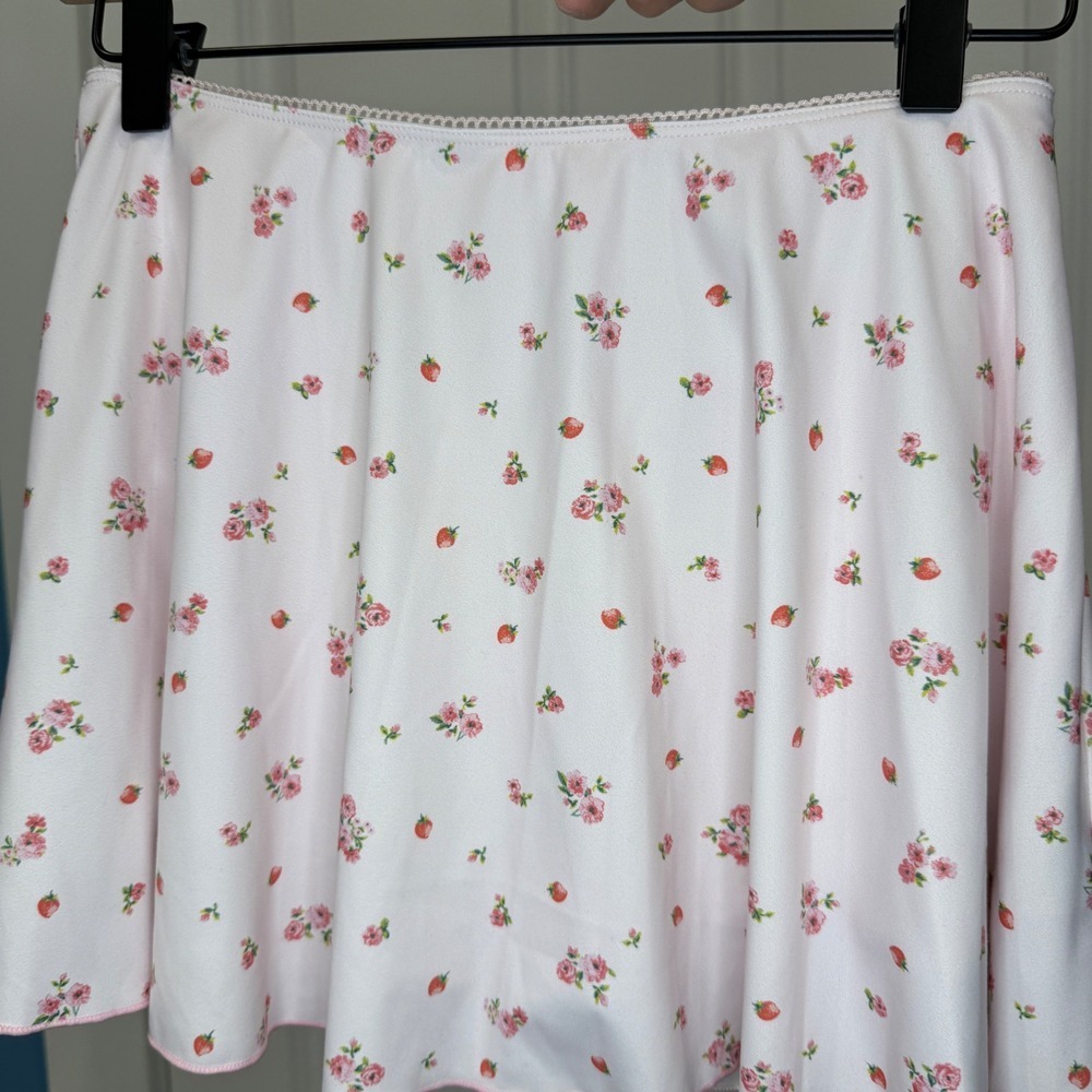 AS Revival Strawberry Pink Floral Exercise Set Tank Top and Skort Size XS - Picture 9 of 13